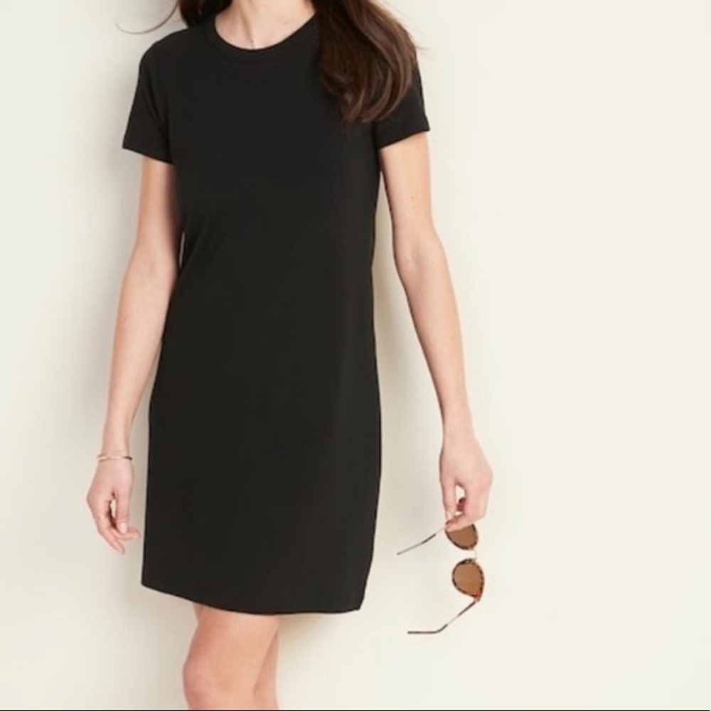 Old Navy Black Fitted Crew-Neck Tee Dress, Small